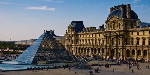 Bảo tàng Louvre 